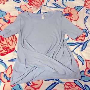 Super cute and light weight shirt